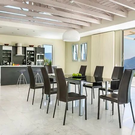 Villa Aloni - Contemporary With Private Pool & Sea Views, Fiskardo Macukáta