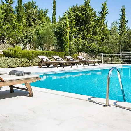 Aloni - Contemporary With Private Pool & Sea Views, Fiskardo *