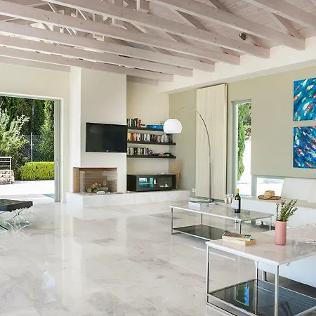 Vila Aloni - Contemporary With Private Pool & Sea Views, Fiskardo *