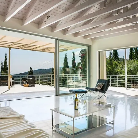 Aloni - Contemporary With Private Pool & Sea Views, Fiskardo * Matsoukata